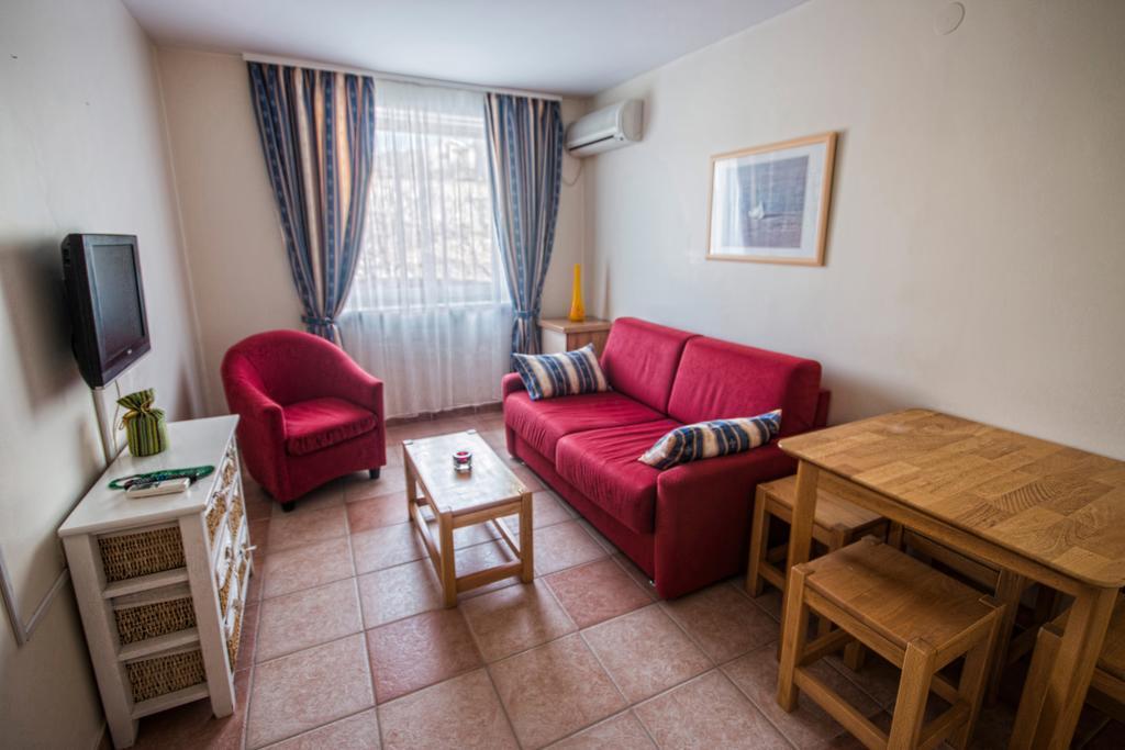 Aparthotel Castrum Novum Novigrad (Istria) Bilik gambar
