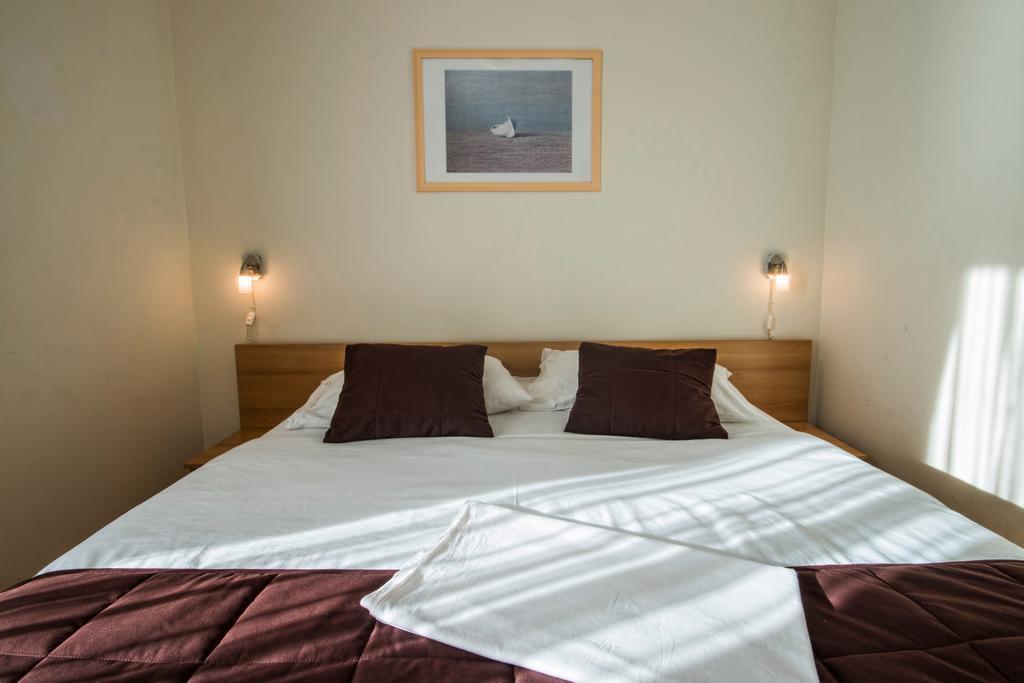Aparthotel Castrum Novum Novigrad (Istria) Bilik gambar